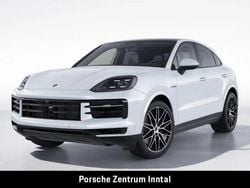 Weiß Gebraucht 2024 Porsche Cayenne SUV | 93.890 €