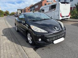 Schwarz Gebraucht 2011 Peugeot 207 CC Cabrio | 1.950 € (Fairer Preis)