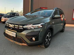 Grün Gebraucht 2023 Dacia Jogger Expression Kombi | 17.990 € (Fairer Preis)
