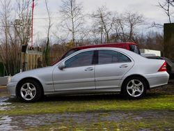 Silber Gebraucht 2003 Mercedes C200 Avantgarde Limousine | 3.000 € (Fairer Preis)