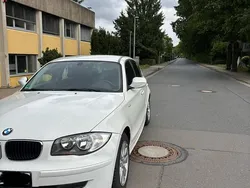 Weiß Gebraucht 2010 BMW 116 Kleinwagen | 5.000 € (Etwas zu teuer)