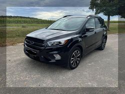 Schwarz Gebraucht 2017 Ford Kuga ST-Line SUV | 18.200 € (Fairer Preis)