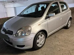 Grau Gebraucht 2005 Toyota Yaris Kleinwagen | 3.950 € (Teuer)