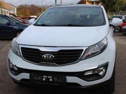 Weiß Gebraucht 2013 Kia Sportage FIFA World Cup Edition SUV | 8.500 € (Guter Preis)