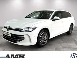 Pure white Neu 2025 VW Passat Elegance Kombi | 54.950 € (Teuer)