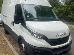 Weiß Gebraucht 2020 Iveco Daily Van | 16.900 €
