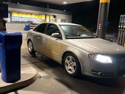 Silber Gebraucht 2006 Audi A4 Limousine | 4.300 € (Fairer Preis)