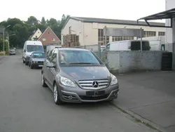 Grau Gebraucht 2010 Mercedes B180 Van / Kleinbus | 3.500 € (Fairer Preis)