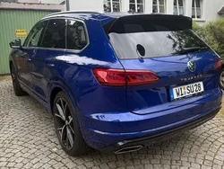 Blau Gebraucht 2021 VW Touareg R-line SUV | 54.000 € (Etwas zu teuer)
