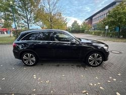 Schwarz Gebraucht 2018 Mercedes GLC220 SUV | 19.400 € (Guter Preis)
