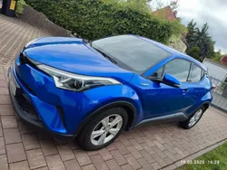 Blau Gebraucht 2018 Toyota C-HR Team SUV | 16.900 € (Fairer Preis)