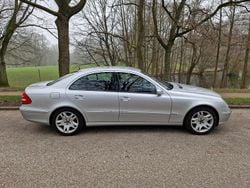 Silber Gebraucht 2002 Mercedes E320 Elegance Limousine | 2.000 € (Superpreis)