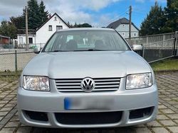 Silber Gebraucht 1999 VW Bora Limousine | 2.250 € (Fairer Preis)