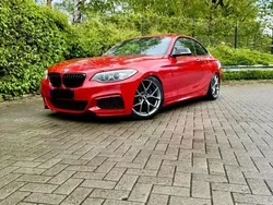 BMW M235