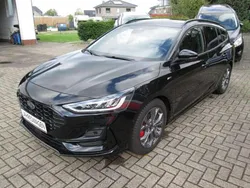 Obsidianschwarz Gebraucht 2023 Ford Focus ST-Line X Kombi | 24.900 € (Fairer Preis)
