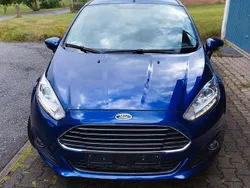 Blau Gebraucht 2016 Ford Fiesta Titanium Kleinwagen | 7.999 € (Fairer Preis)