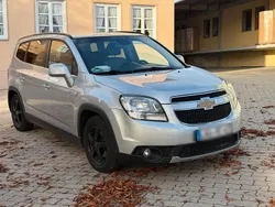 Schwarz Gebraucht 2013 Chevrolet Orlando Van / Kleinbus | 3.800 € (Fairer Preis)