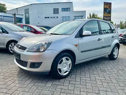 Silber Gebraucht 2007 Ford Fiesta Kleinwagen | 2.850 € (Fairer Preis)