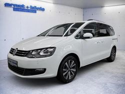 Pure white Gebraucht 2022 VW Sharan Comfortline Van / Kleinbus | 30.890 € (Teuer)