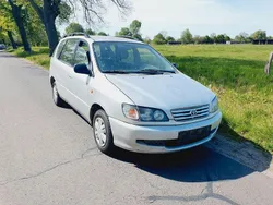 Silber Gebraucht 1999 Toyota Picnic Van / Kleinbus | 2.950 €