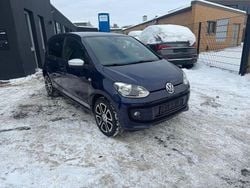 Blau Gebraucht 2015 VW up! CLUB Kleinwagen | 4.990 € (Guter Preis)