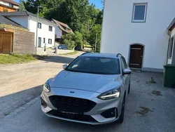 Silber Gebraucht 2020 Ford Focus ST-Line Kombi | 9.500 € (Superpreis)