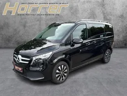 Schwarz Gebraucht 2024 Mercedes V250 Edition Van / Kleinbus | 59.740 € (Fairer Preis)
