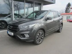 Grau Gebraucht 2019 Ford Kuga ST-Line SUV | 16.450 € (Fairer Preis)