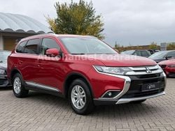 Rot Gebraucht 2016 Mitsubishi Outlander SUV | 13.300 € (Fairer Preis)