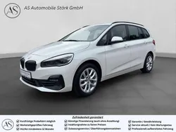 Mineralweiss metallic Gebraucht 2022 BMW 220 Van / Kleinbus | 25.690 € (Guter Preis)