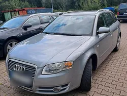 Grau Gebraucht 2005 Audi A4 Kombi | 3.000 € (Guter Preis)