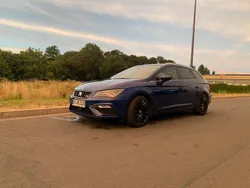 Blau Gebraucht 2019 Seat Leon ST Kombi | 18.233 € (Fairer Preis)