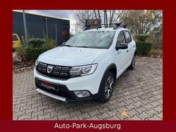 Weiß Gebraucht 2021 Dacia Sandero Celebration SUV | 10.980 € (Superpreis)