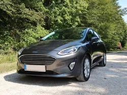 Grau Gebraucht 2018 Ford Fiesta Titanium Kleinwagen | 12.900 € (Guter Preis)