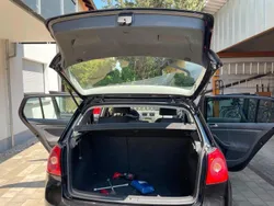 Schwarz Gebraucht 2006 VW Golf V Kleinwagen | 2.800 € (Fairer Preis)