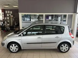 Silber Gebraucht 2006 Renault Scénic II Privilege Van / Kleinbus | 1.490 € (Fairer Preis)