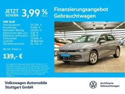 Mondsteingrau Gebraucht 2024 VW Golf VIII Life Limousine | 23.730 € (Fairer Preis)