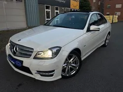 Weiß Gebraucht 2012 Mercedes C220 Avantgarde Limousine | 14.499 € (Etwas zu teuer)