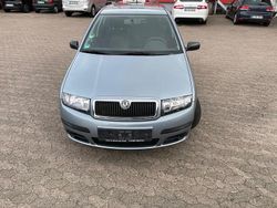 Grau Gebraucht 2007 Skoda Fabia Cool Edition Limousine | 2.496 € (Fairer Preis)