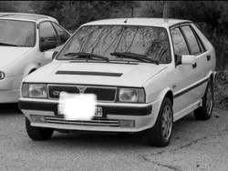 Weiß Gebraucht 1992 Lancia Delta Kleinwagen | 7.900 €