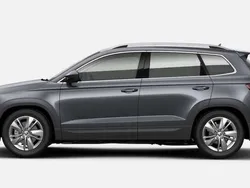 Brillantsilber metallic Neu 2025 Skoda Karoq Selection SUV | 35.239 € (Guter Preis)