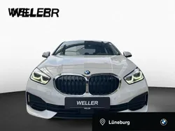 Alpinweiss iii (weiß) Gebraucht 2022 BMW 118 Advantage Kleinwagen | 16.990 € (Fairer Preis)