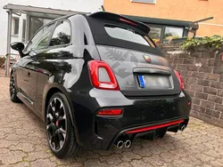 Schwarz Gebraucht 2020 Abarth 595C 70th Anniversary Cabrio | 22.990 € (Etwas zu teuer)