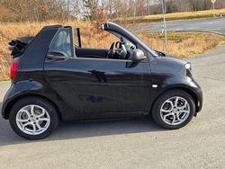 Schwarz Gebraucht 2020 Smart ForTwo Electric Drive Cabrio | 9.900 € (Guter Preis)