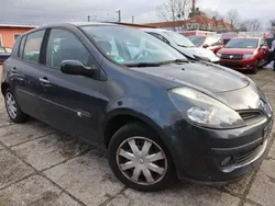 Grau eclipse Gebraucht 2005 Renault Clio II Authentique Kleinwagen | 2.000 € (Fairer Preis)