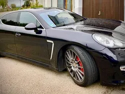 Schwarz Gebraucht 2011 Porsche Panamera Turbo Chrono Limousine | 23.999 € (Fairer Preis)