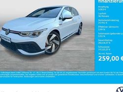 Pure white Gebraucht 2022 VW Golf VIII GTI Clubsport Limousine | 28.944 € (Superpreis)