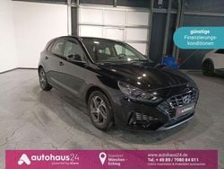 Schwarz Gebraucht 2021 Hyundai i30 Limousine | 14.440 € (Guter Preis)