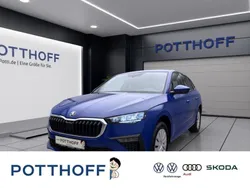 Blau Neu 2025 Skoda Scala Essence Kleinwagen | 25.840 € (Fairer Preis)