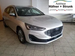 Silber Gebraucht 2024 Ford Focus Titanium S Limousine | 25.990 € (Fairer Preis)